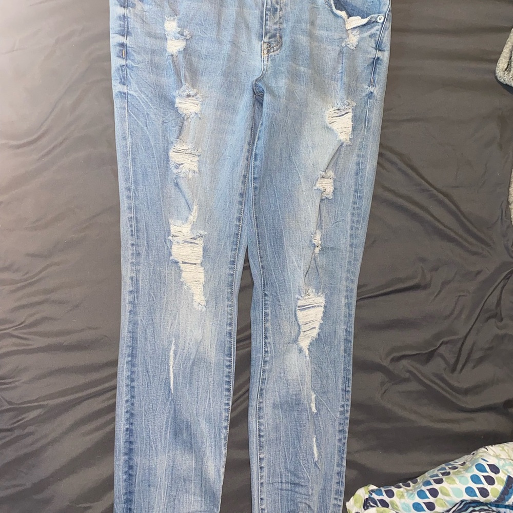 Aeropostale jeans. Worn once. - Picture 2 of 3